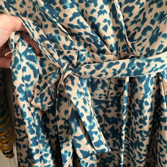 Multicolor Patterned Mini Dress - Picture 6 of 7